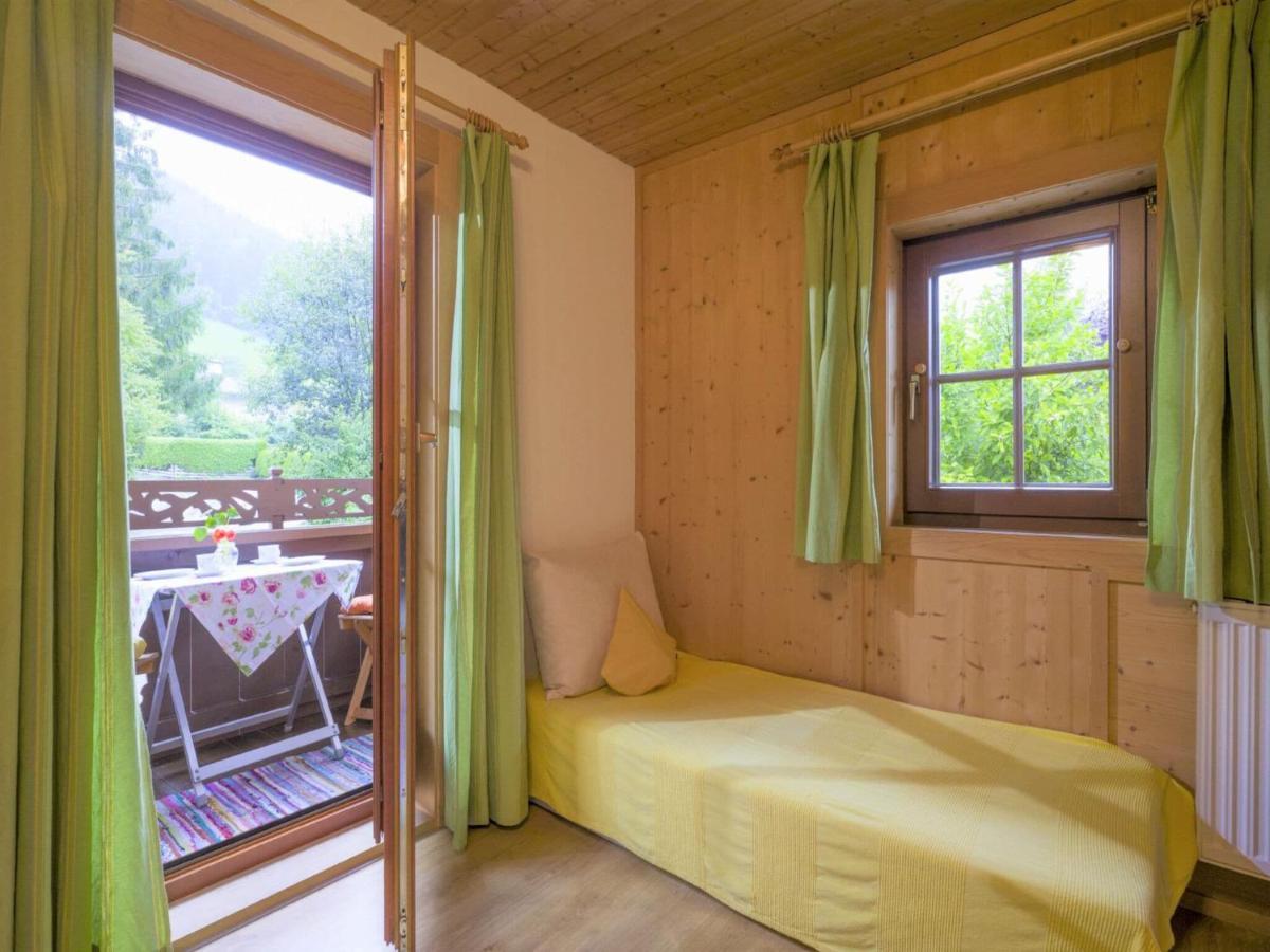 Apartment In Top Location In Fuegen With Balcony ภายนอก รูปภาพ